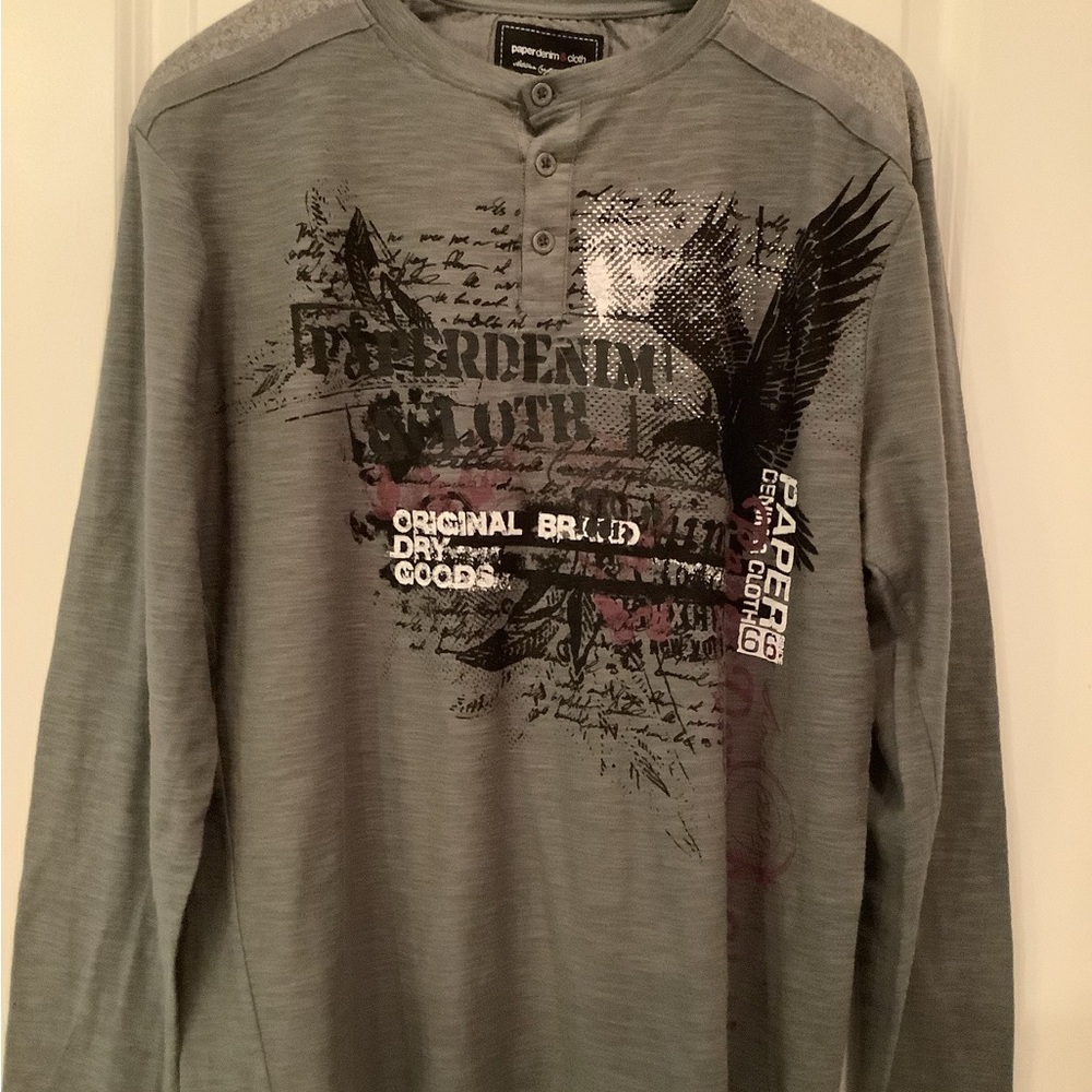 Paper Denim & Cloth Green  Long Sleeve Henley with Black Graphic L